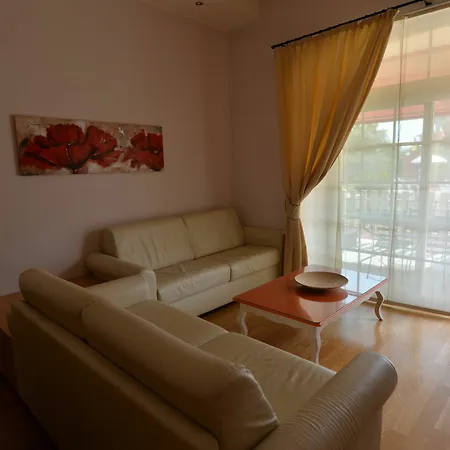 Giardino Dei Colori Dianella Pool Relax &family Friendly Appartement