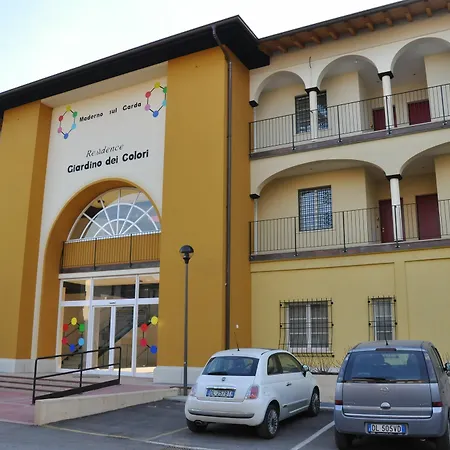 Giardino Dei Colori Dianella Pool Relax &family Friendly Toscolano Maderno