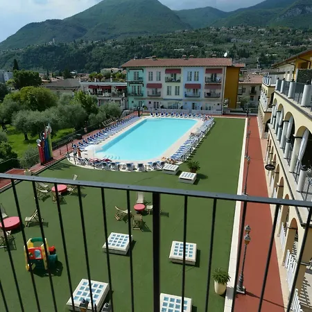Giardino Dei Colori Dianella Pool Relax &family Friendly * Toscolano Maderno